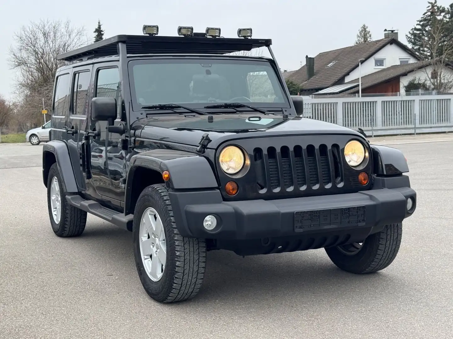 Jeep Wrangler Unlimited Sahara *Softtop*Navi*Offroad Schwarz - 1