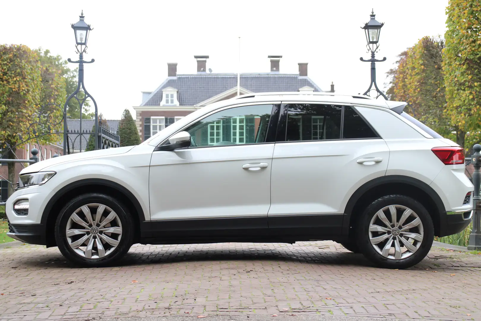 Volkswagen T-Roc 1.0 TSI Sport | CAMERA | CARPLAY / ANDROID AUTO | Blanc - 2