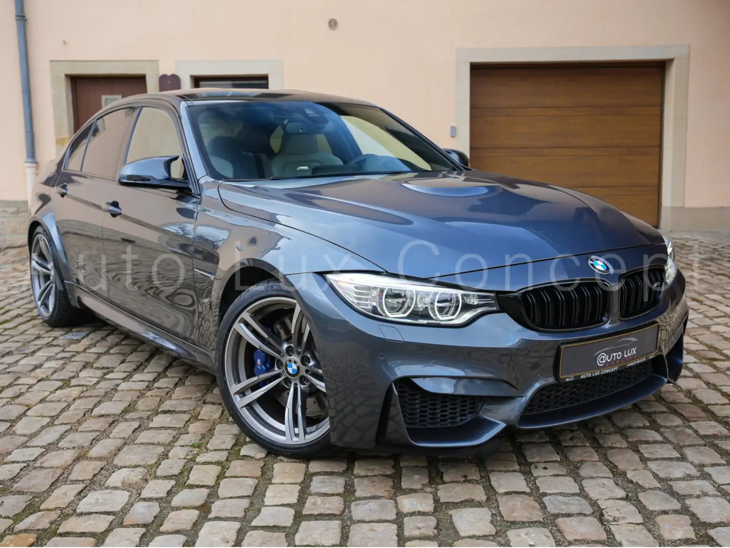 BMW M3 (F80) DKG/Carbon/HUD/Adaptive LED Grau - 2