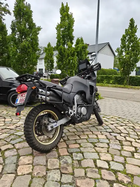 Honda XL 750 Transalp - foto 5