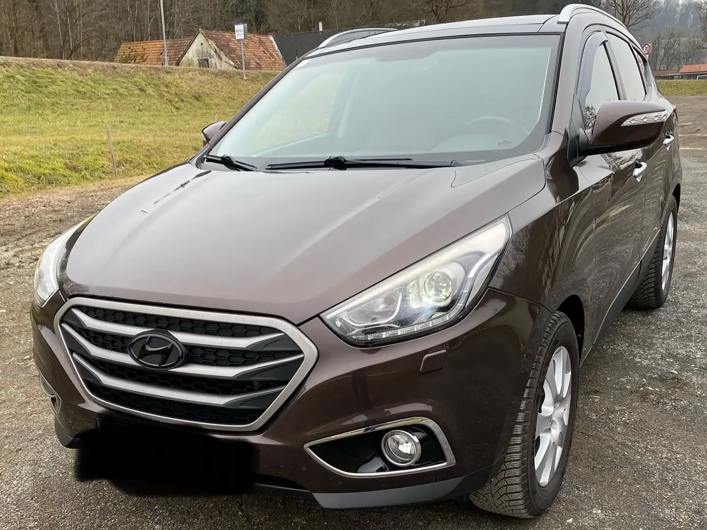 Hyundai iX35 iX35 2,0 CRDi Premium Aut. Premium Braun - 2
