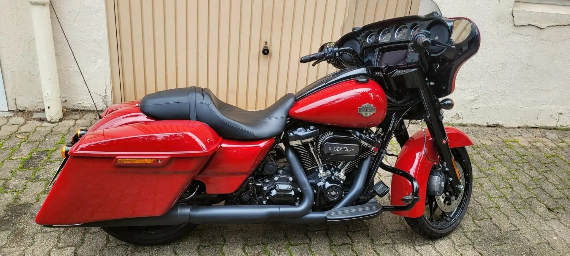Harley-Davidson Street Glide Special im Billard-Red Rot - 2