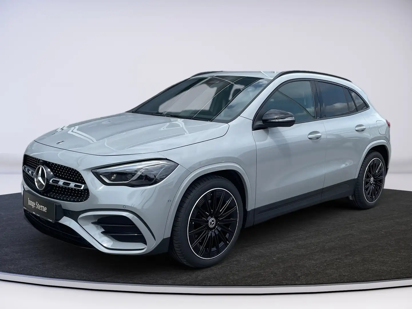 Mercedes-Benz GLA 200 d 4MATIC Österreich-Edition Grau - 2