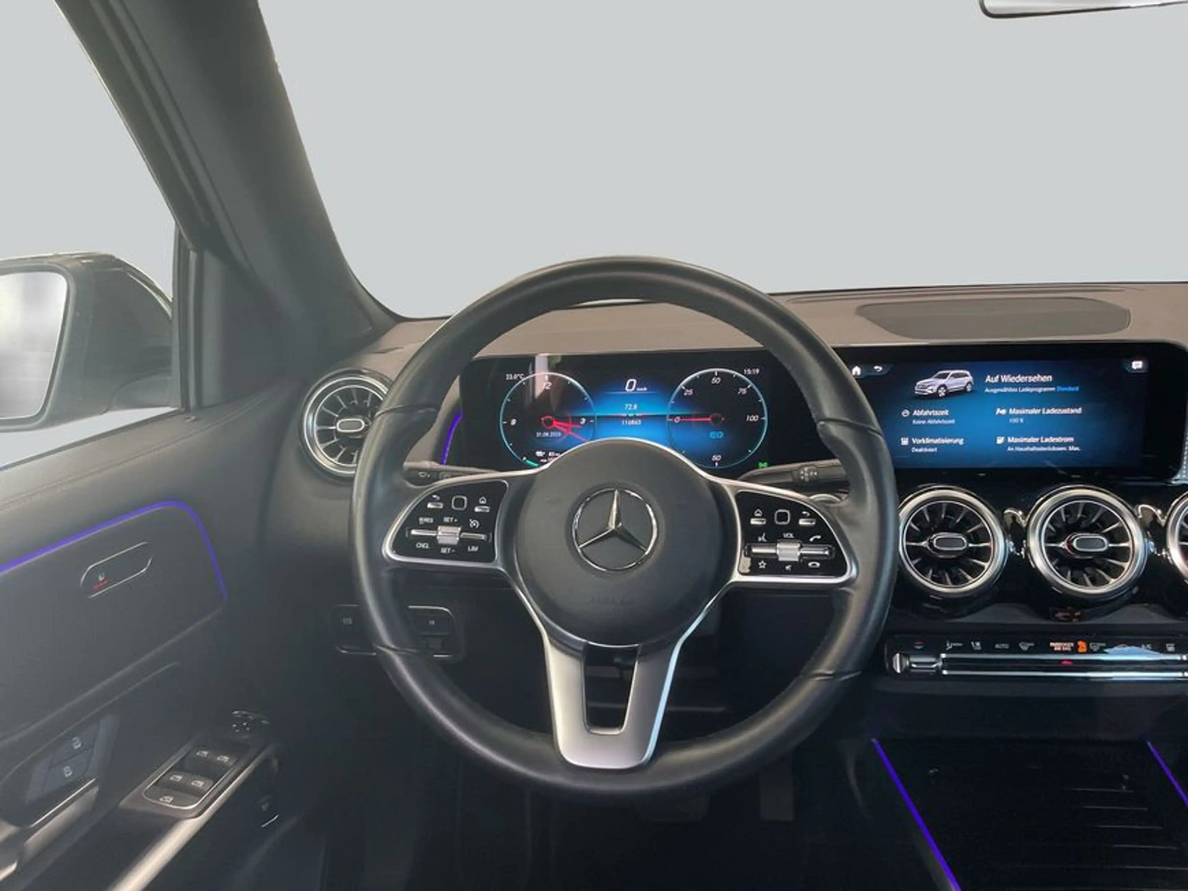 Mercedes-Benz EQB 300 EQB — photo 16