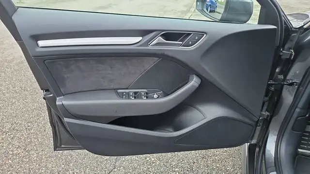 Audi A3 view 7