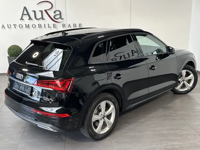 Audi Q5 view 5