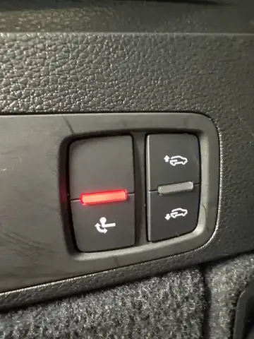 Audi Q5 view 8