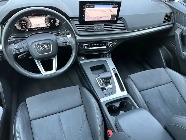 Audi Q5 view 15