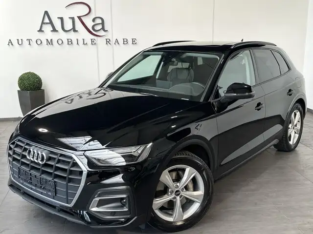 Audi Q5 view 2