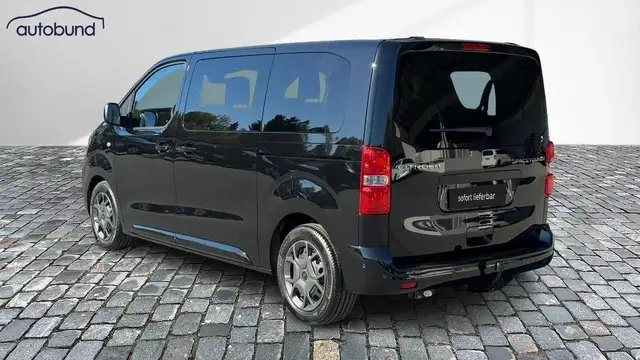 Citroen Spacetourer view 2