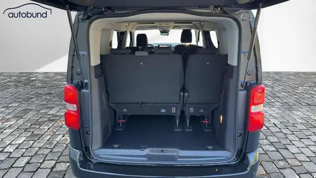 Citroen Spacetourer view 11