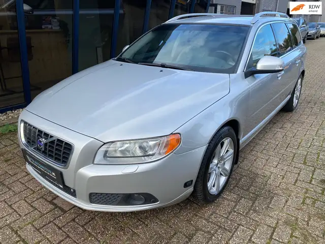 Volvo V70 3.0 T6 AWD Summum Automaat LEER / NAVI / YOUNGTIME