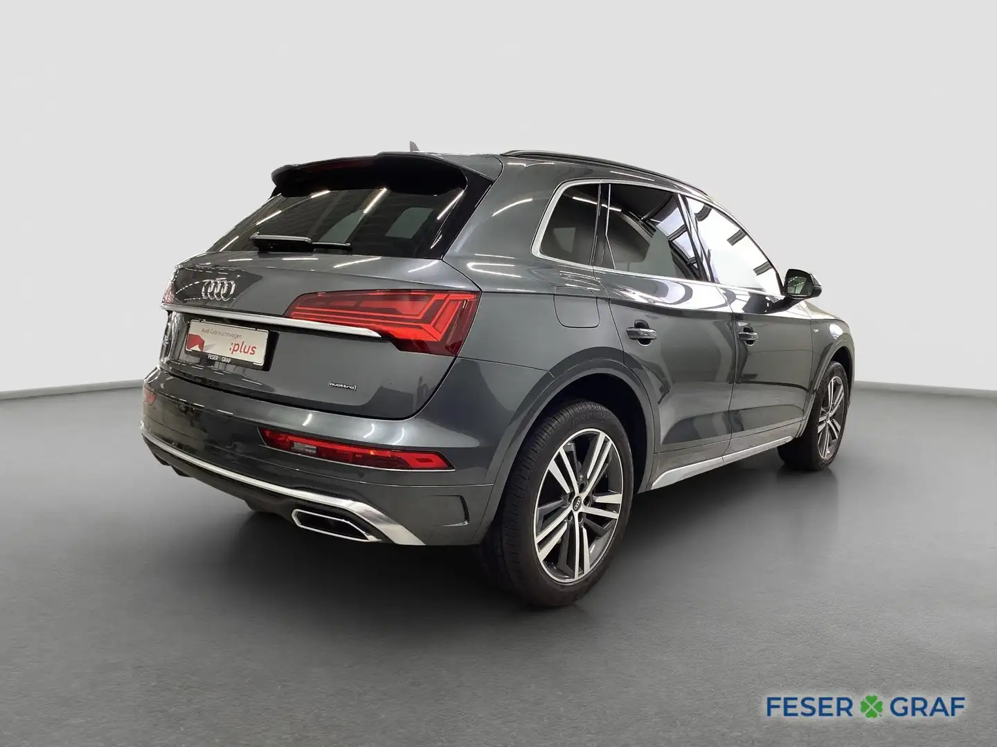 Audi Q5 S line 40 TDI quattro RFK SHZ PDC Plus Grau - 2