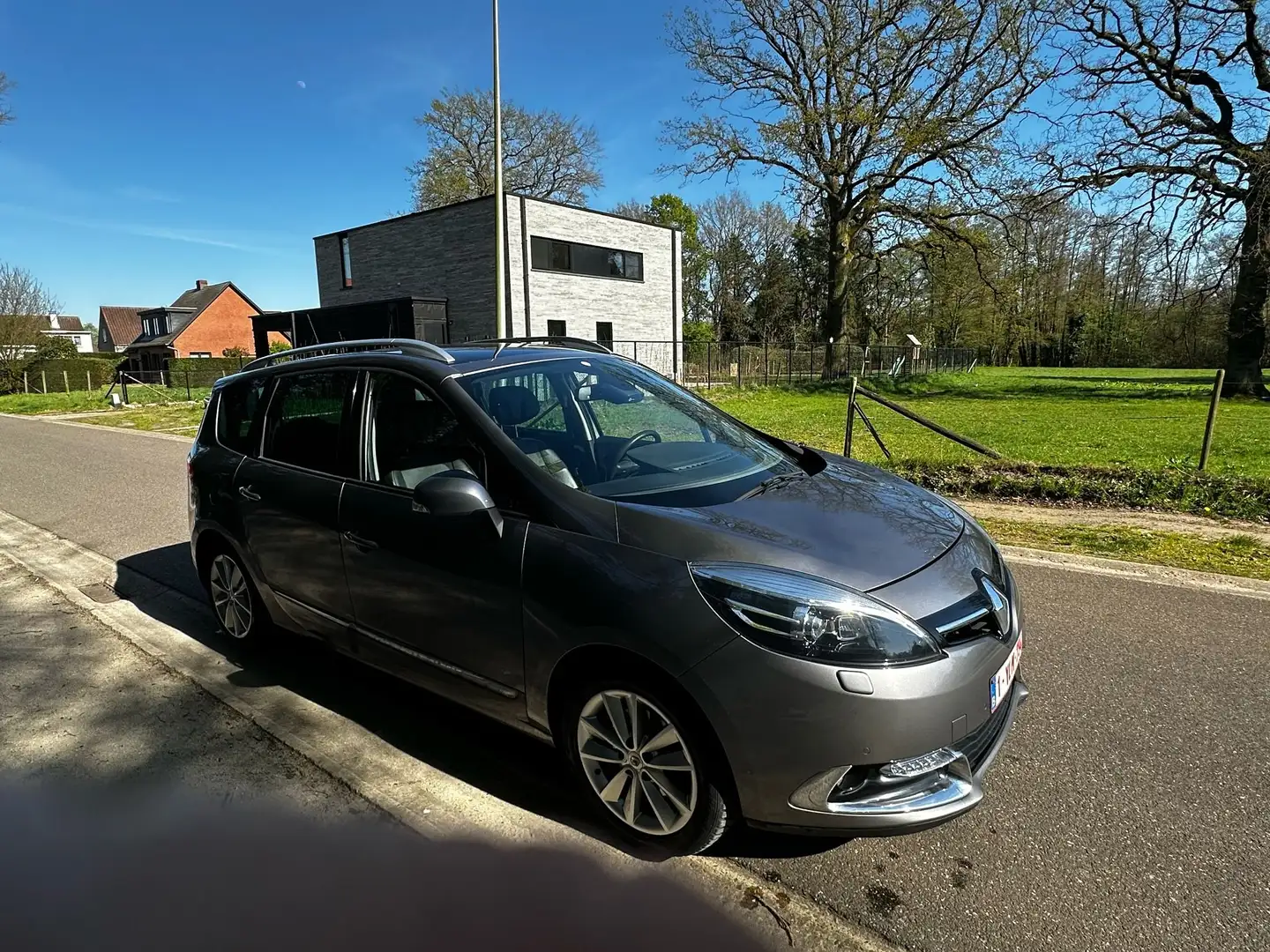 Renault Grand Scenic Grand Scenic TCe 130 Full Option Срібний - 1