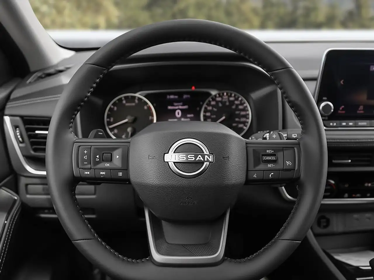 Nissan Rogue снимка Nissan Rogue