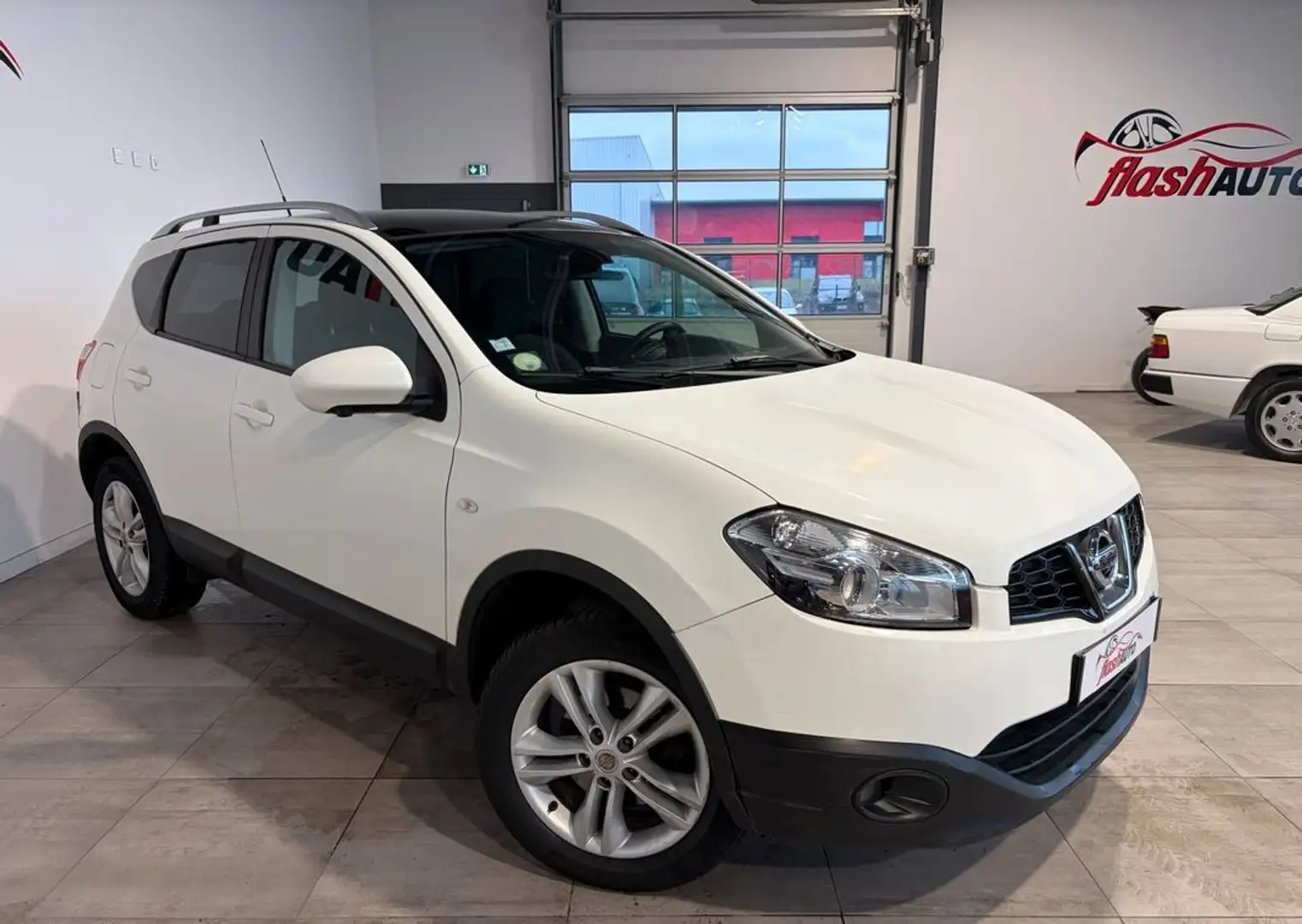 Nissan Qashqai+2 PHASE 2 1.5 DCi 2WD 110cv-2013 Blanc - 2