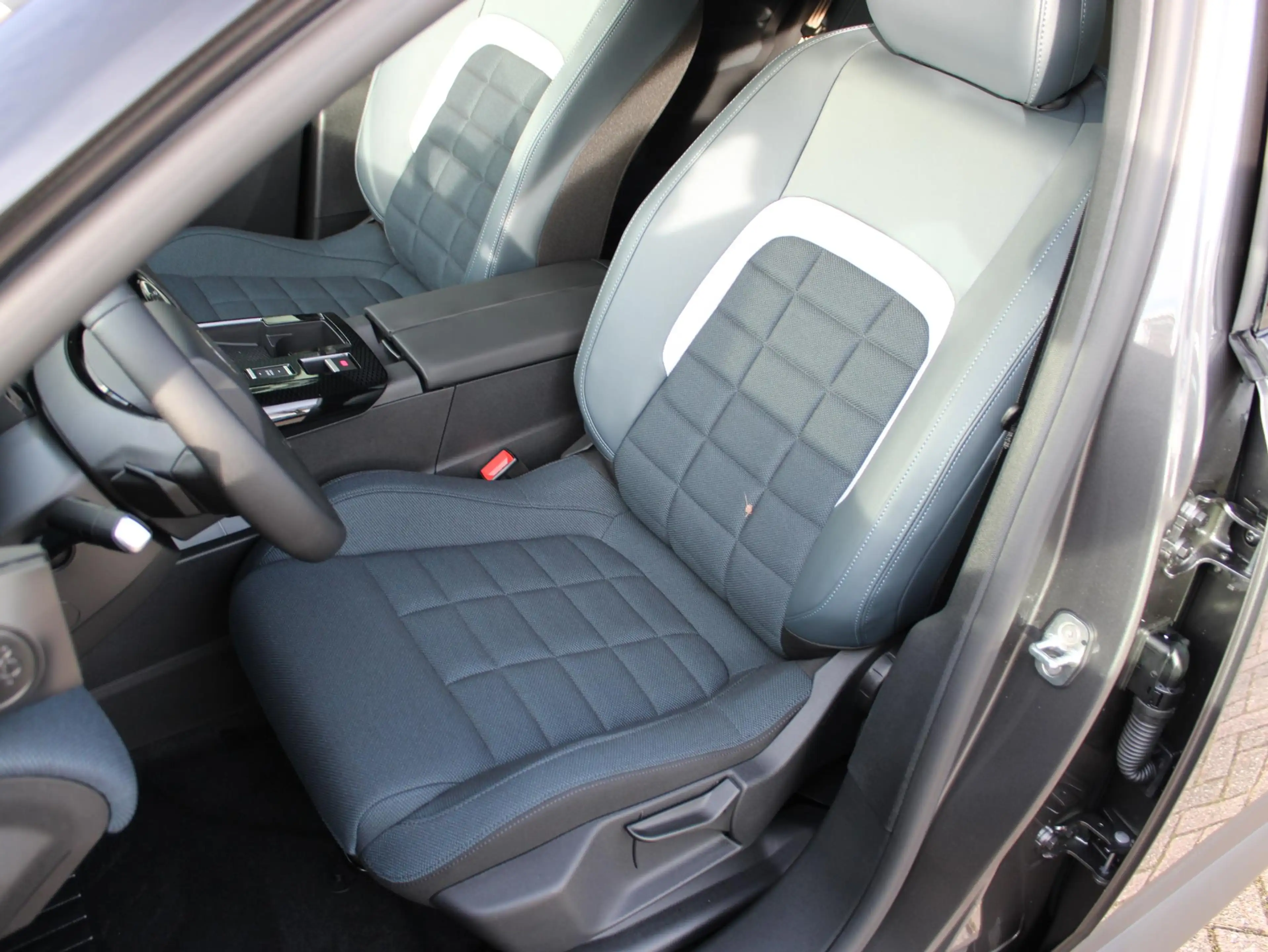 Citroen C5 Aircross 1.2 Hybrid 145 Business VOORRAAD KORTING — photo 7
