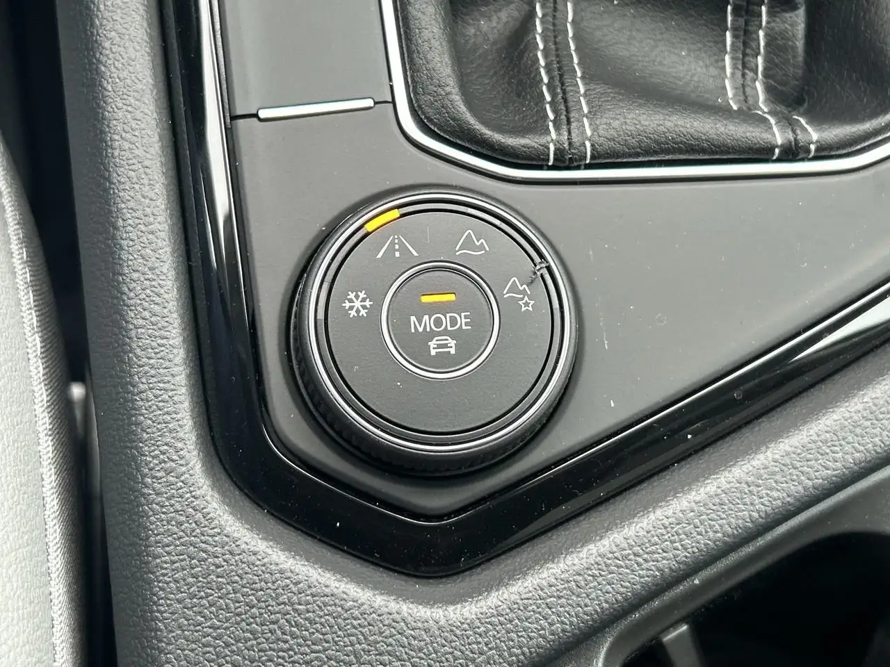 Volkswagen Taos снимка Volkswagen Taos