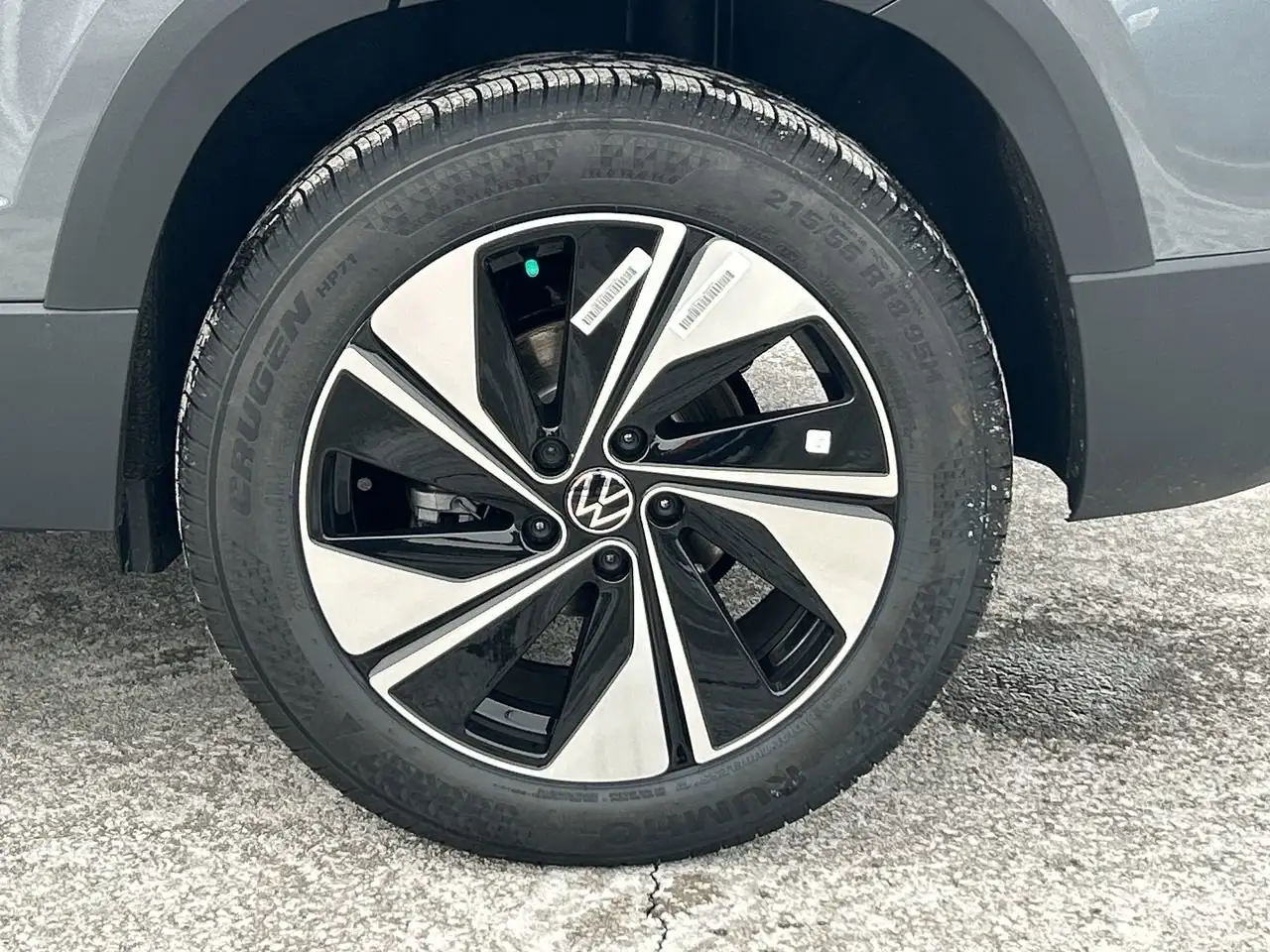 Volkswagen Taos снимка Volkswagen Taos