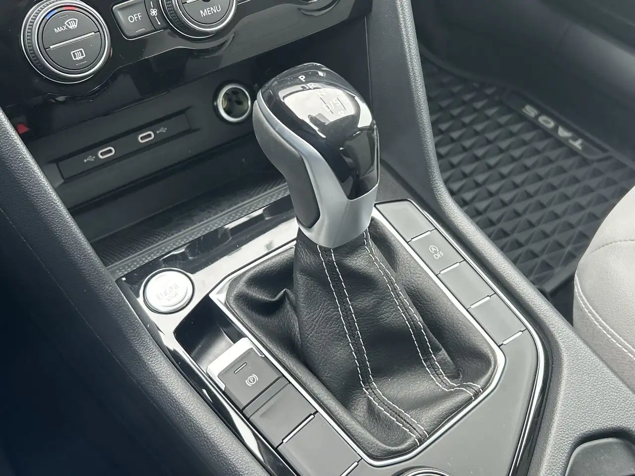 Volkswagen Taos снимка Volkswagen Taos