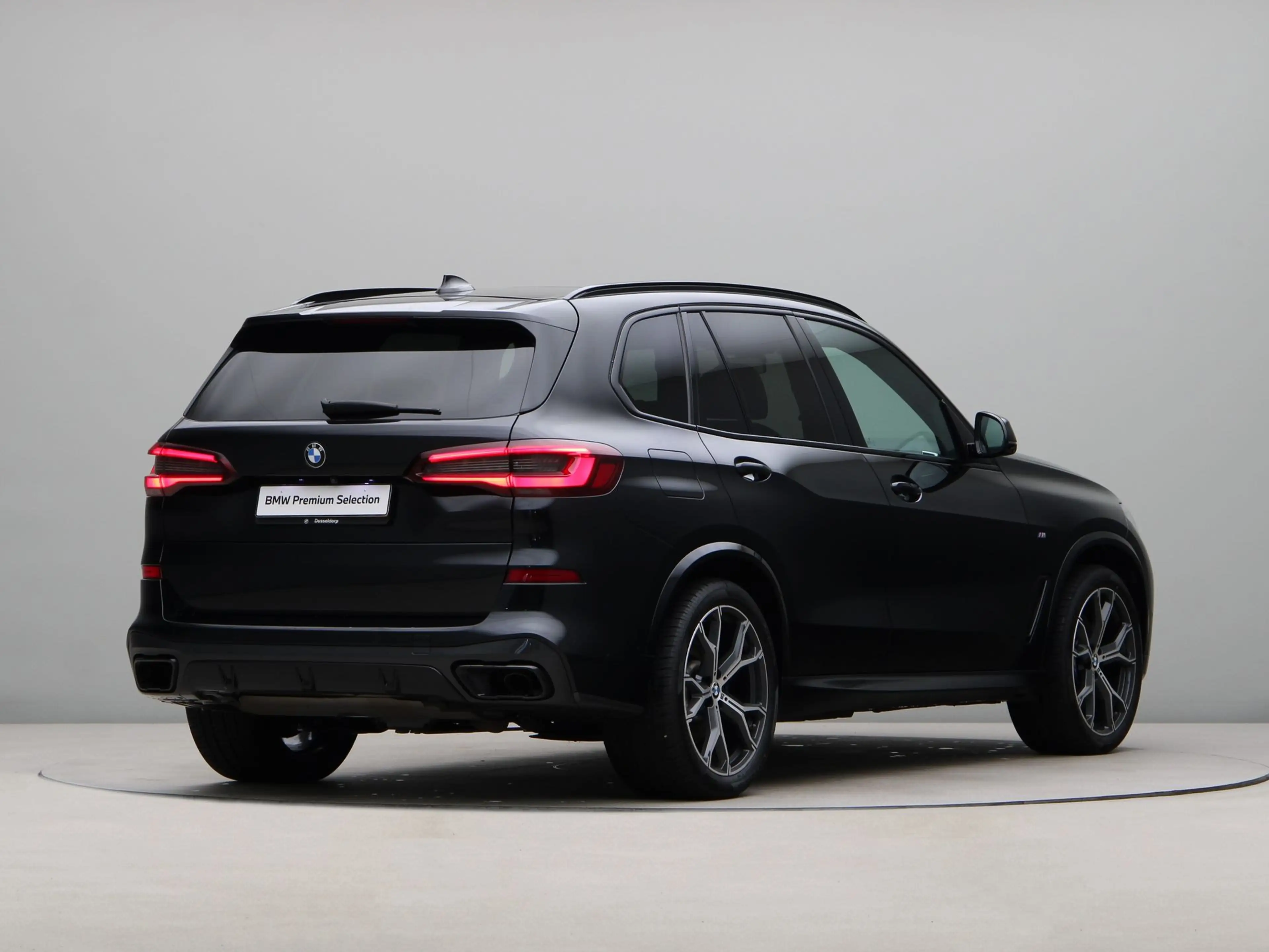 BMW X5 xDrive45e High Executive — photo 9
