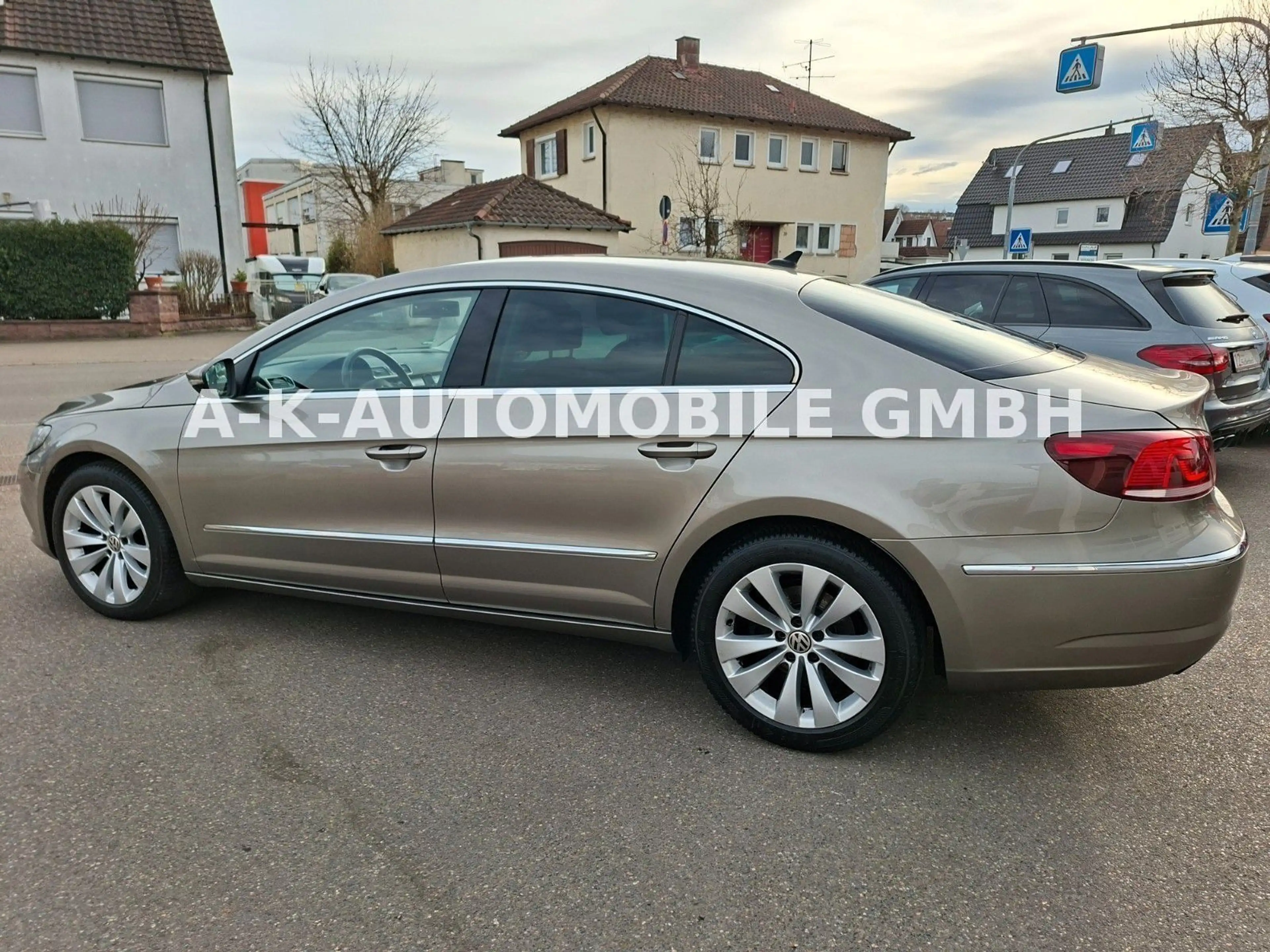 Volkswagen CC Basis BMT NAVI PDC — photo 9