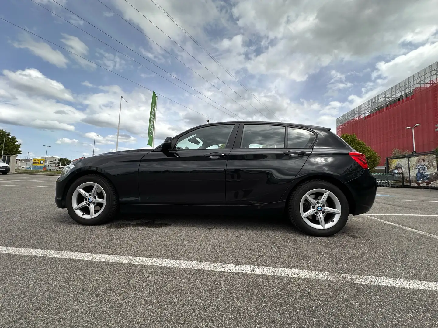 BMW 116 116d Advantage - 2