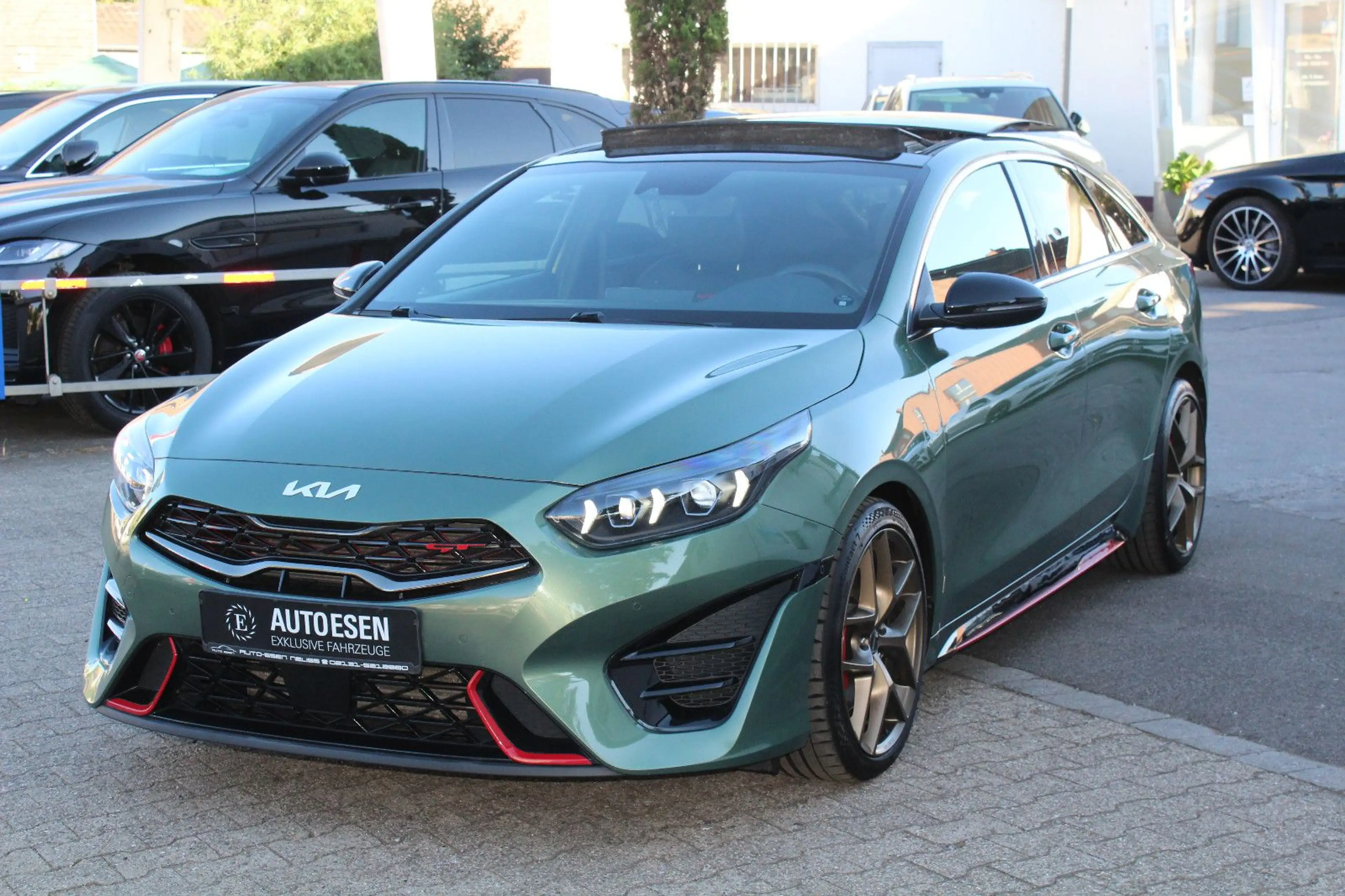 Kia ProCeed / pro_cee'd / ProCeed 1.6 T-GDI DCT GT — photo 9