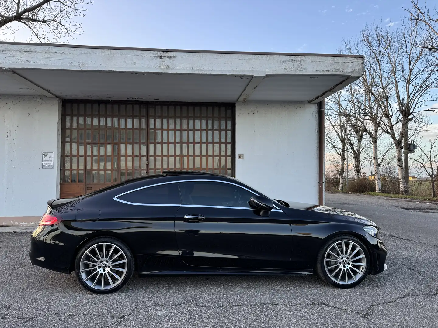 Mercedes-Benz C 220 Coupe d Premium Plus auto - 1