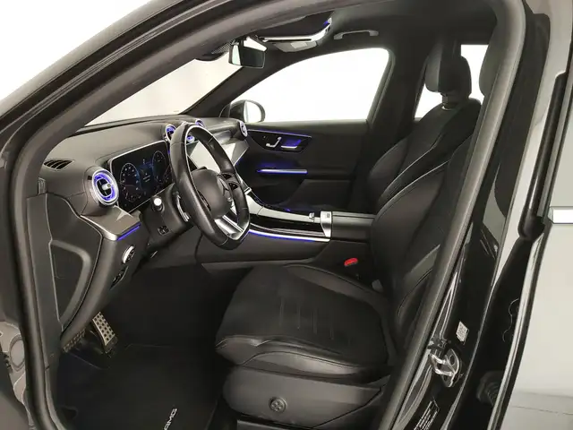 Mercedes-Benz GLC view 9