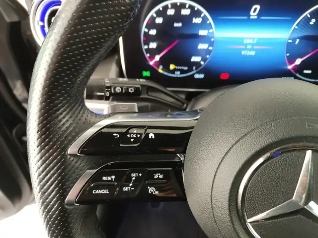Mercedes-Benz GLC view 14