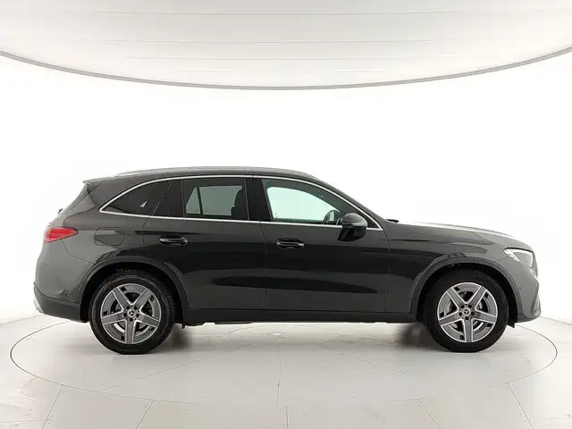Mercedes-Benz GLC view 6
