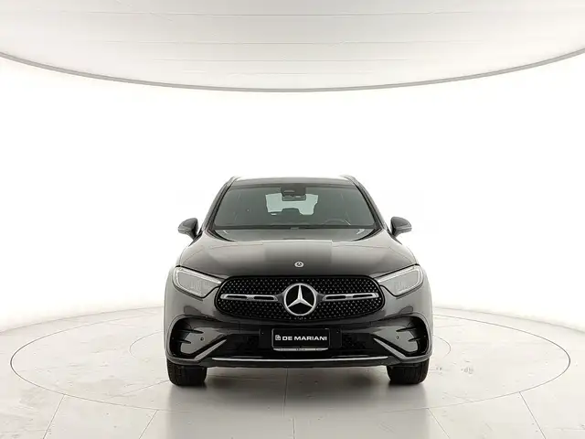 Mercedes-Benz GLC view 8