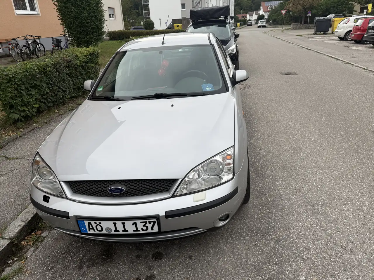 Ford Mondeo 2.0 Ghia, foto 2