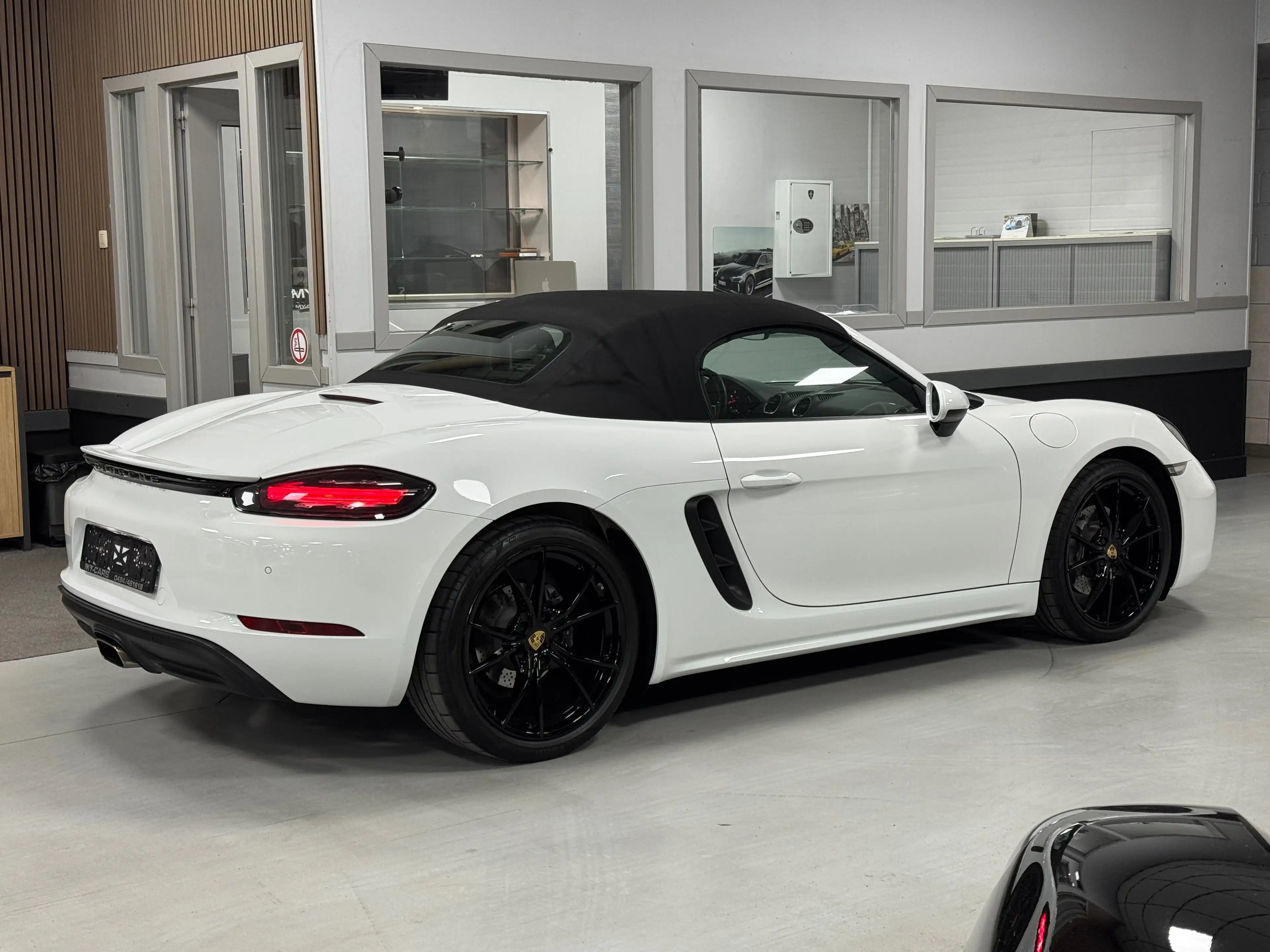 Porsche Boxster 718 2.0 Turbo Cuir Clim Gps Xenon Ja 20 — photo 11
