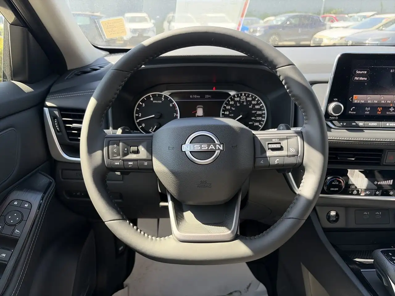 Nissan Rogue photo Nissan Rogue