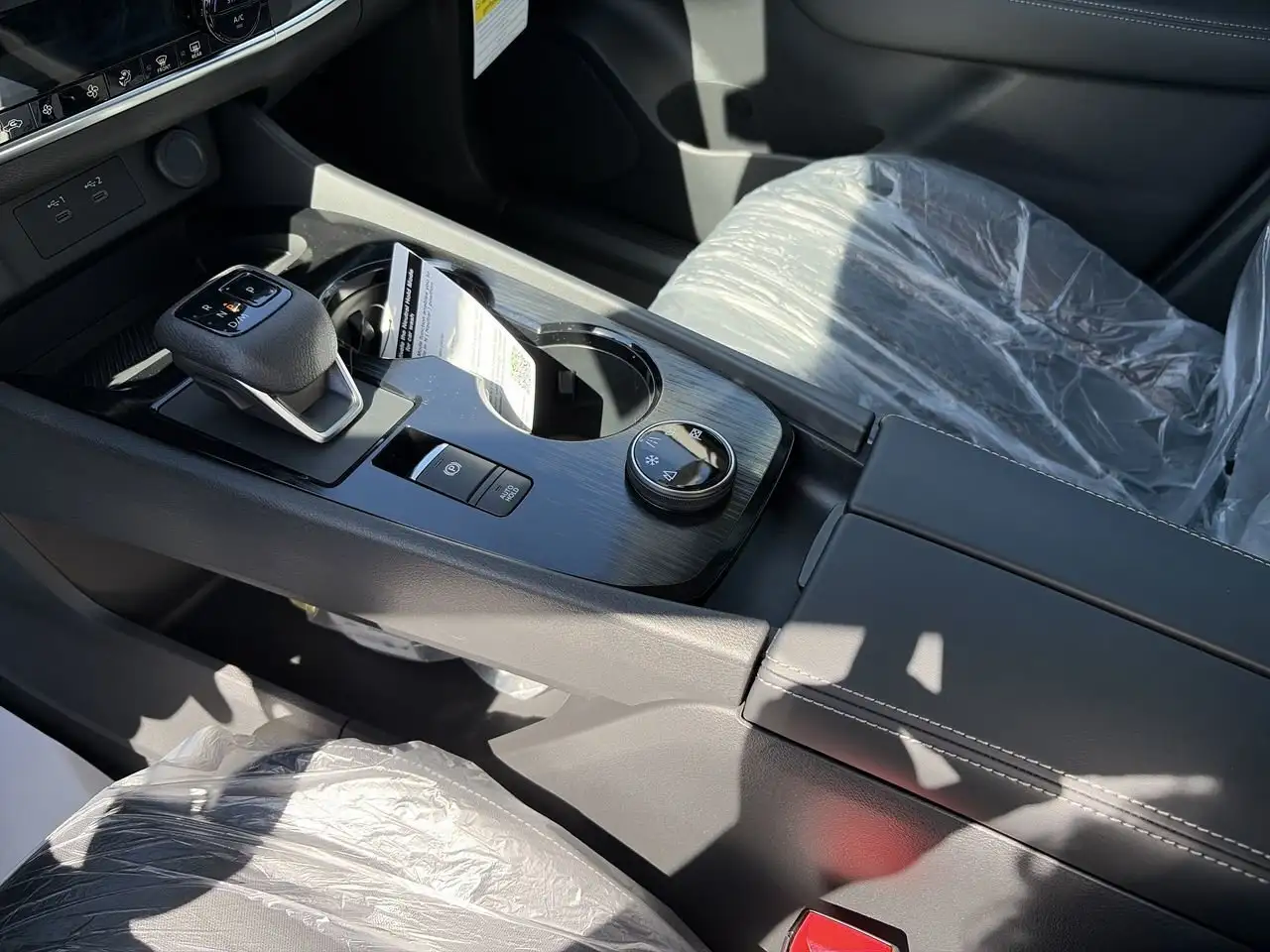 Nissan Rogue photo Nissan Rogue