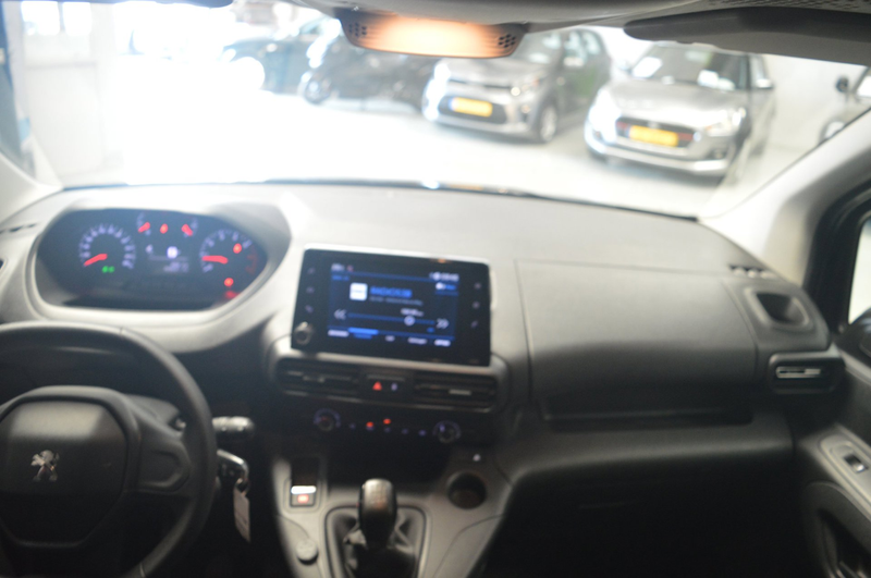 Peugeot Partner 1.5 BlueHDI Pro // 109.000 km // AIRCO // CRUISE / — photo 12
