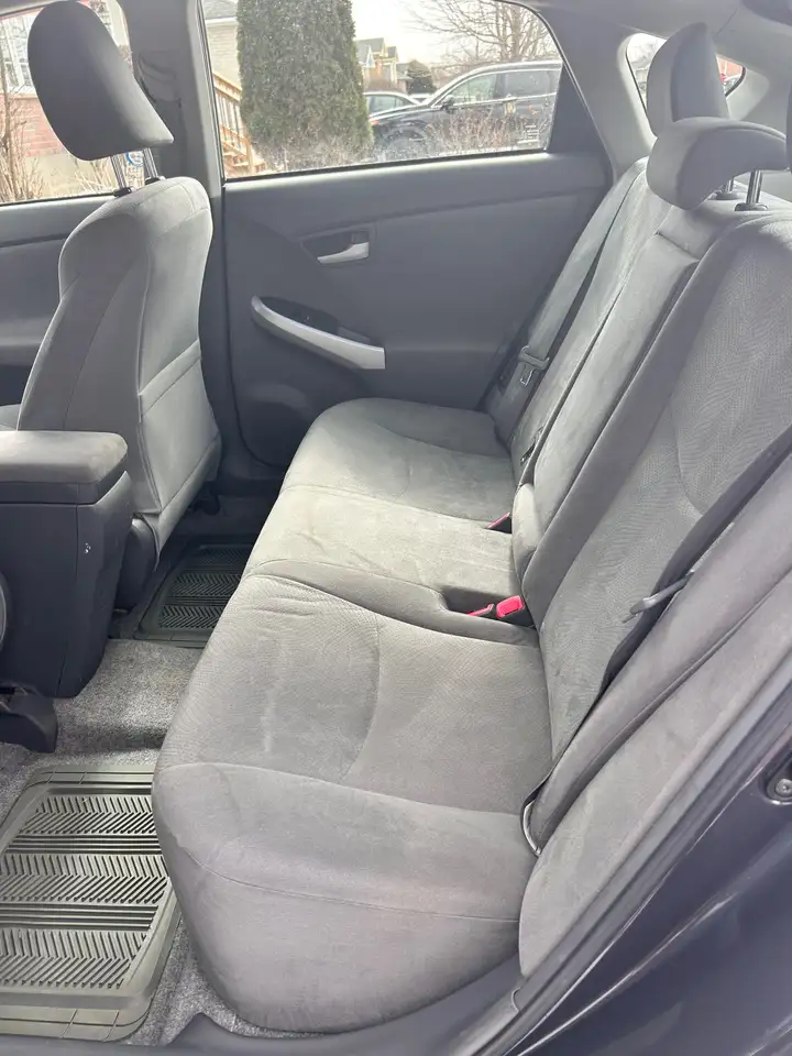 Toyota Prius снимка Toyota Prius