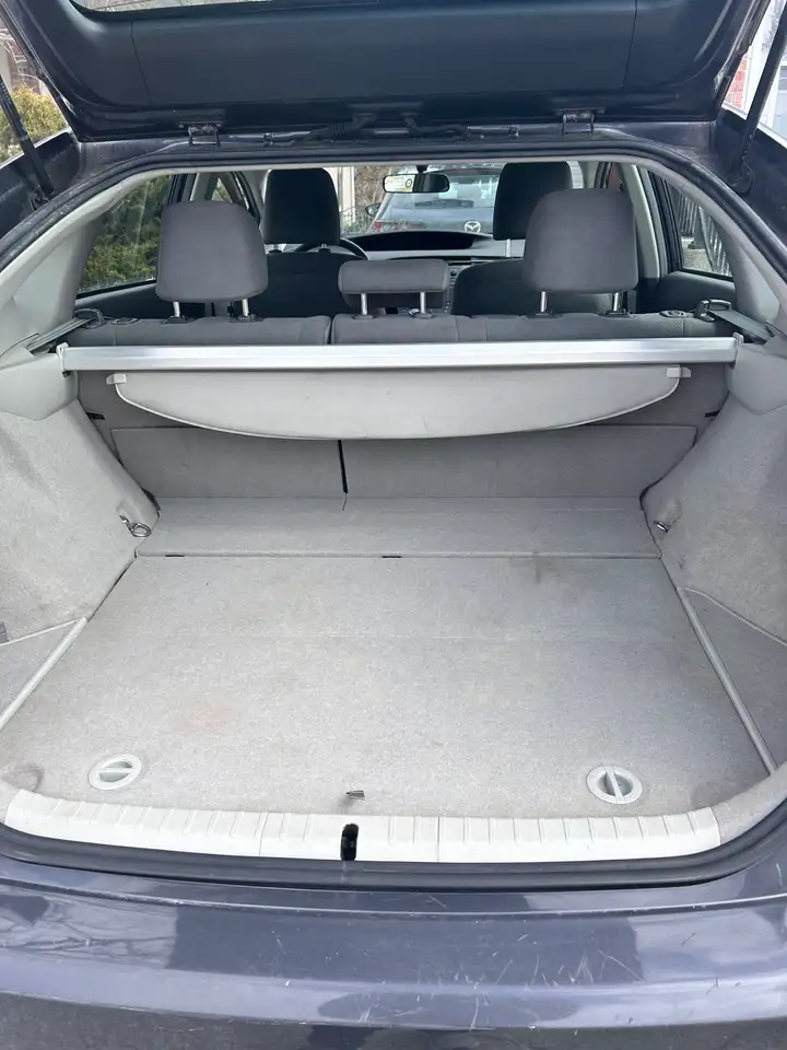 Toyota Prius снимка Toyota Prius