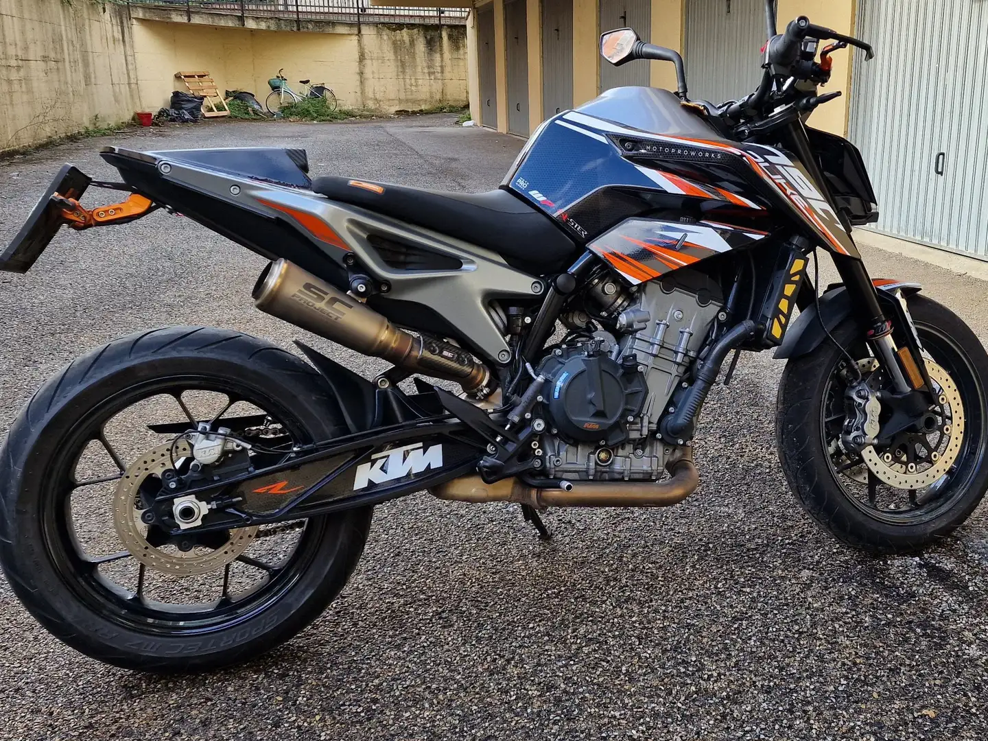 KTM 790 Duke - 1