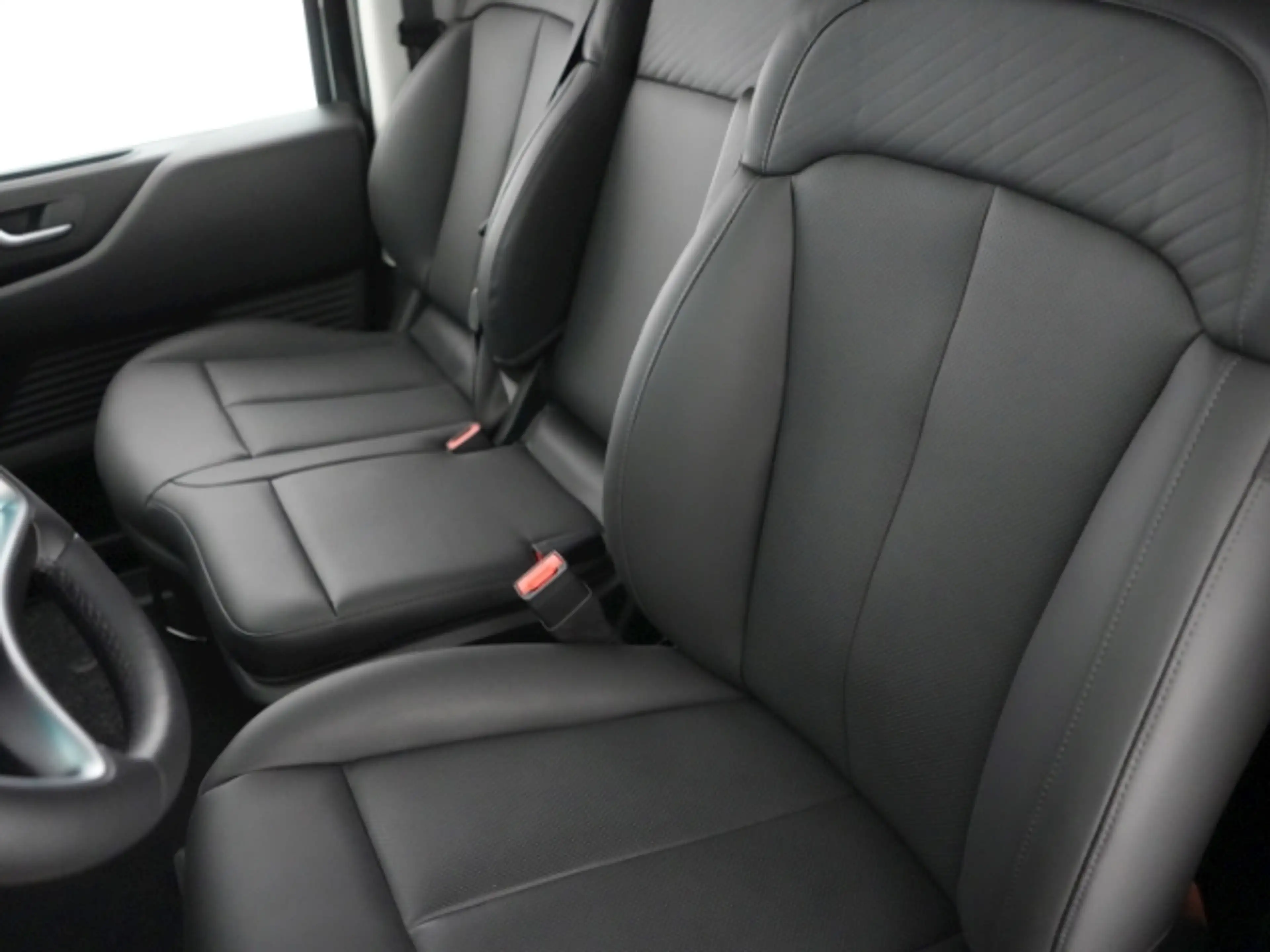 Hyundai STARIA HEV PRIME AT 9-SITZER+VOLL LED+360 GRAD KAMERA+NAV — photo 14
