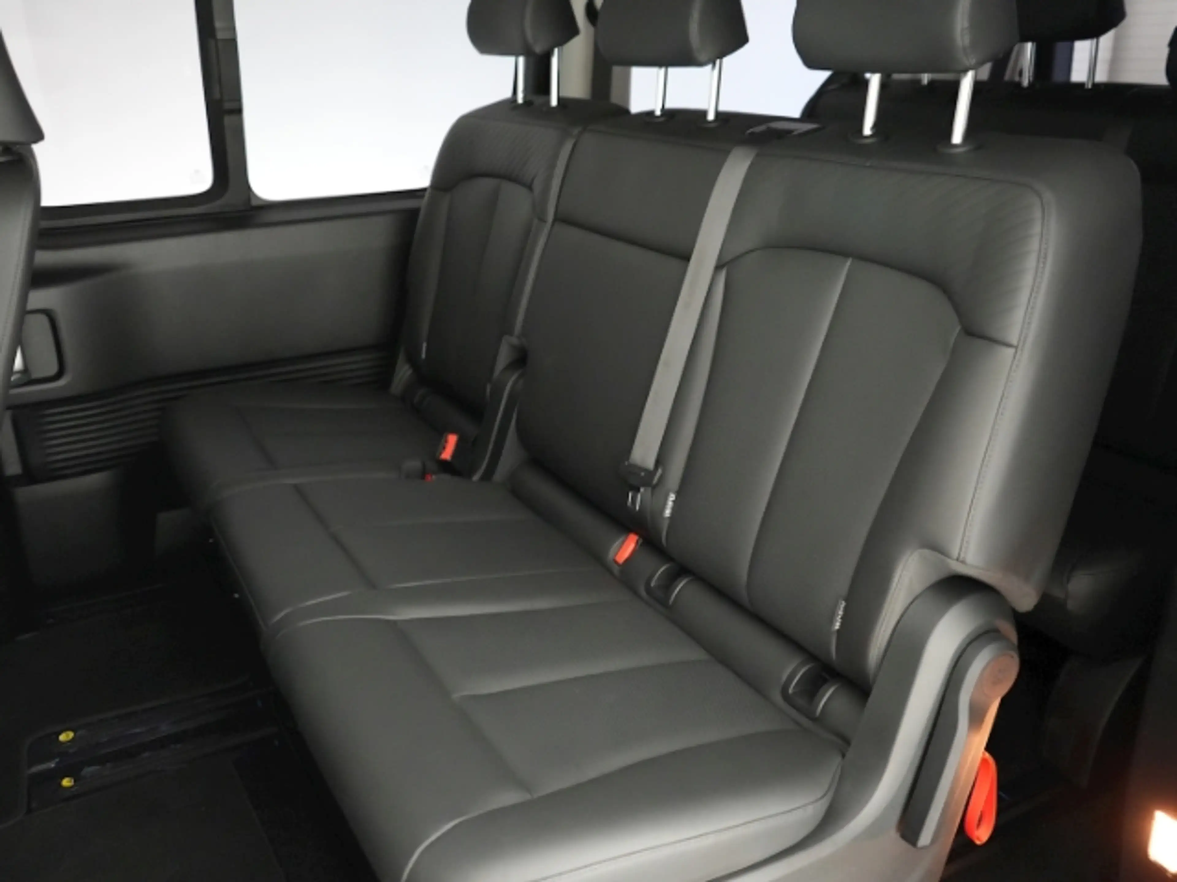 Hyundai STARIA HEV PRIME AT 9-SITZER+VOLL LED+360 GRAD KAMERA+NAV — photo 12