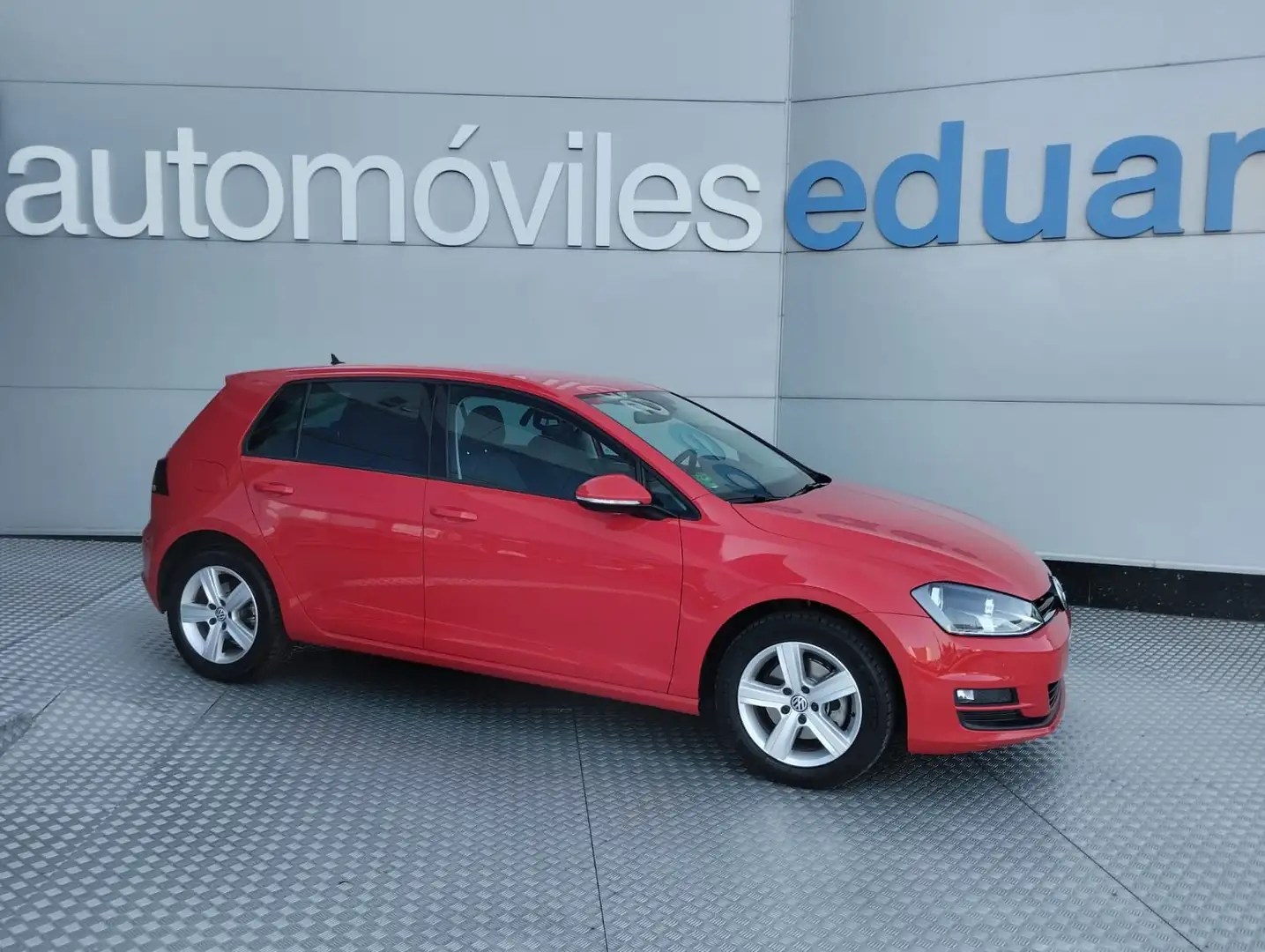 Volkswagen Golf 1.4 TSI BMT Advance 125 Rojo - 1