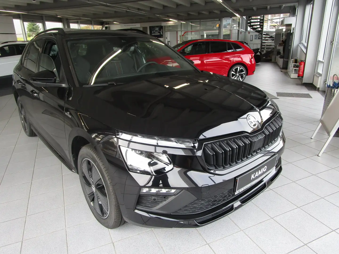 Skoda Kamiq 1.5 TSI Monte Carlo 7-Gang DSG Zwart - 2