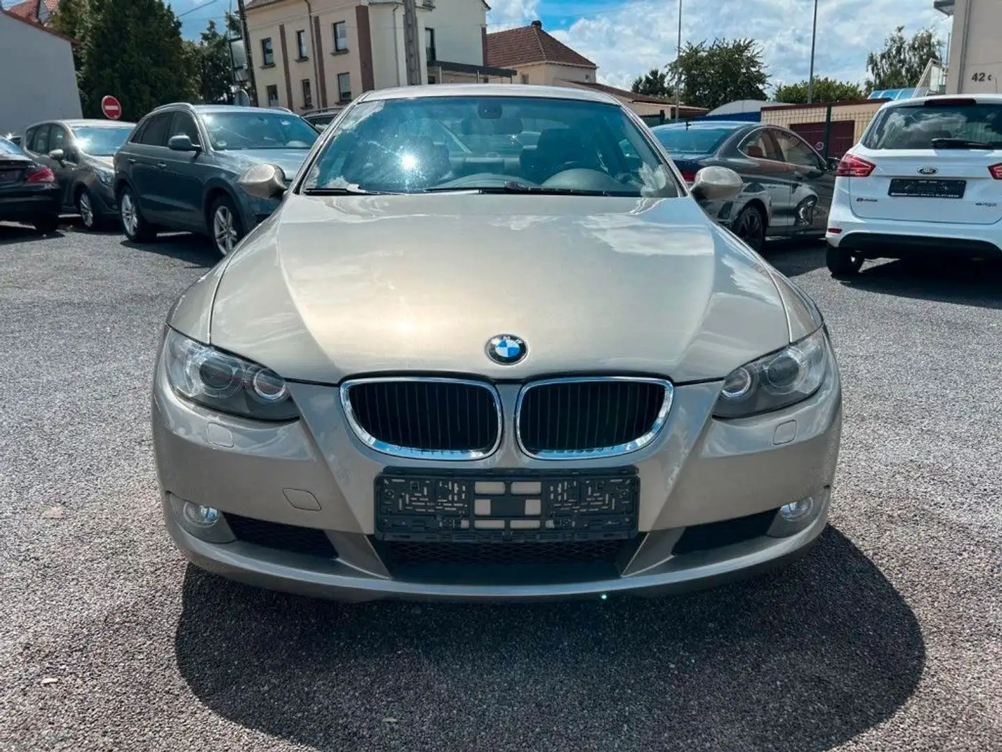 BMW 330 d COUPE AUT + LEDER + SHZ + TEMP + PDC Braun - 2