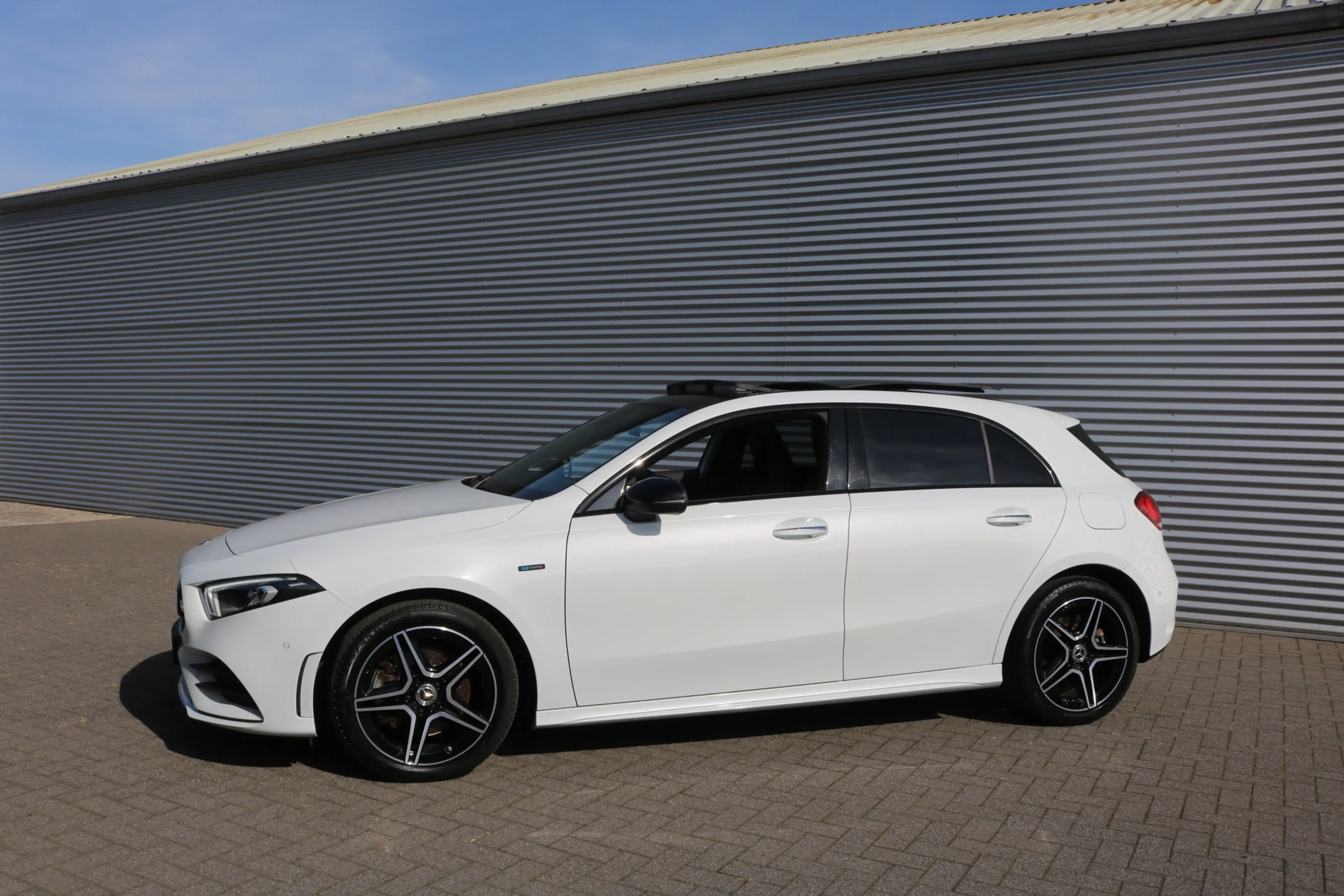 Mercedes-Benz A 250 e AMG Pakket AMG NightPakket (Pano Sportleder/Memo — photo 30