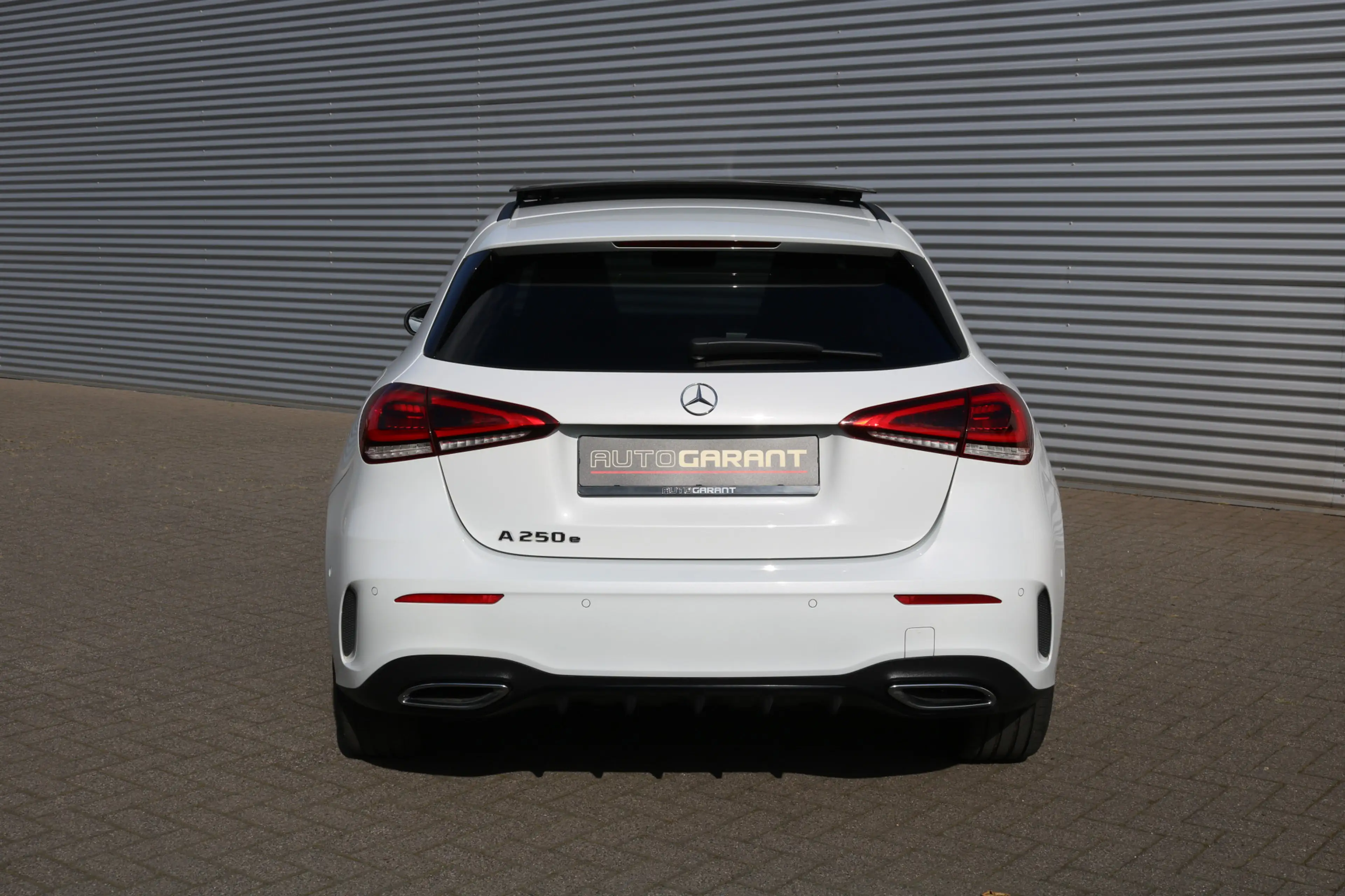 Mercedes-Benz A 250 e AMG Pakket AMG NightPakket (Pano Sportleder/Memo — photo 4