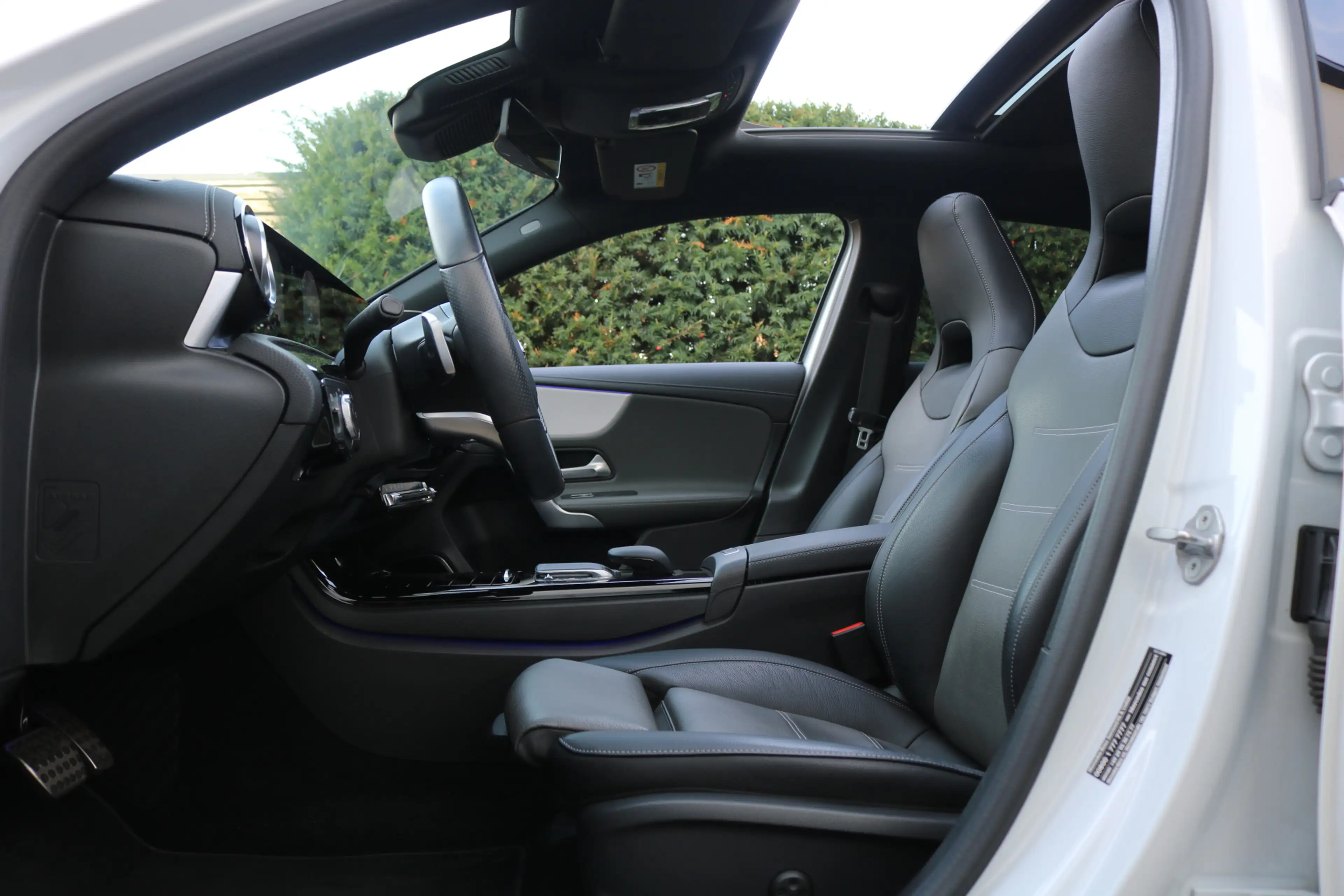 Mercedes-Benz A 250 e AMG Pakket AMG NightPakket (Pano Sportleder/Memo — photo 13