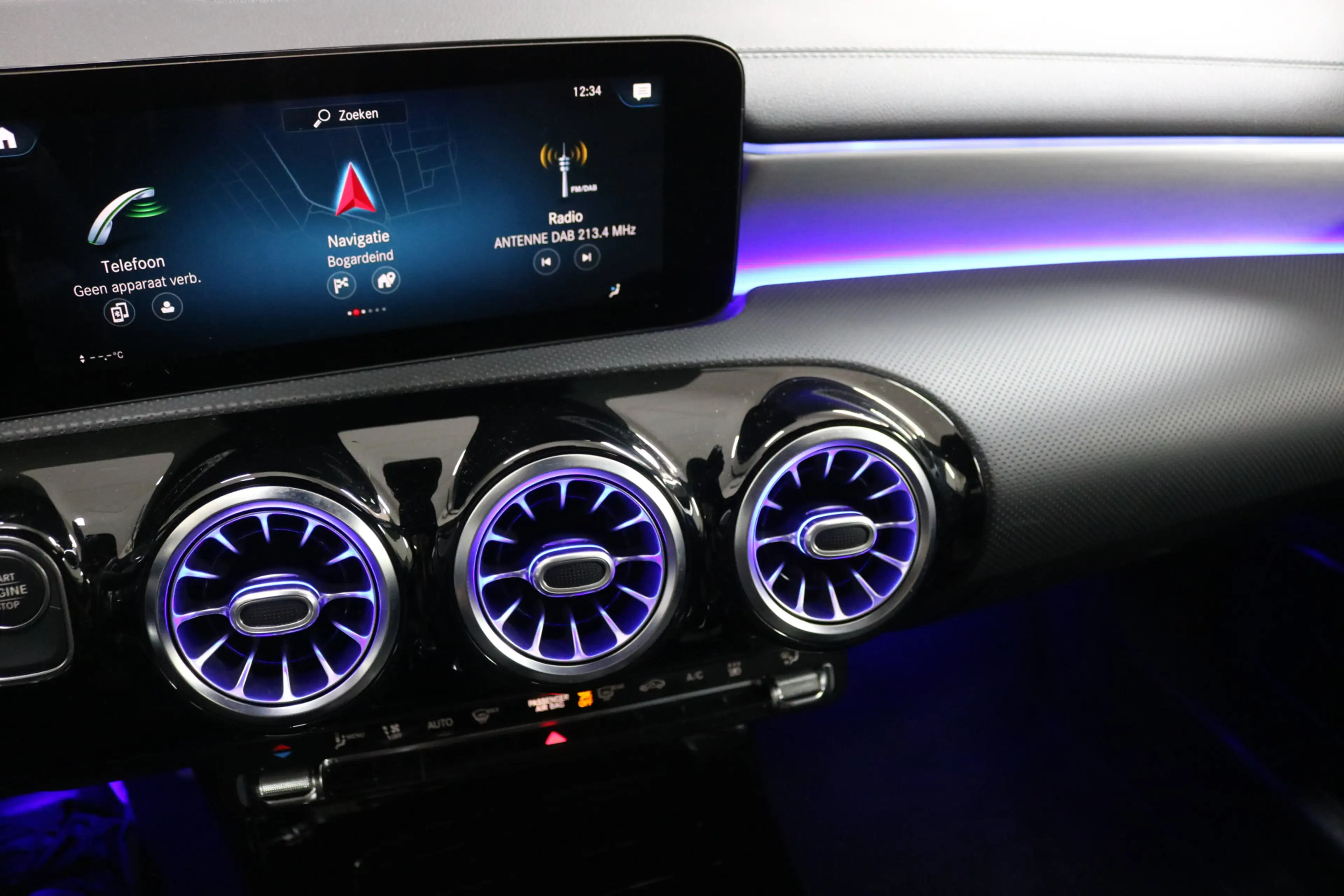 Mercedes-Benz A 250 e AMG Pakket AMG NightPakket (Pano Sportleder/Memo — photo 11